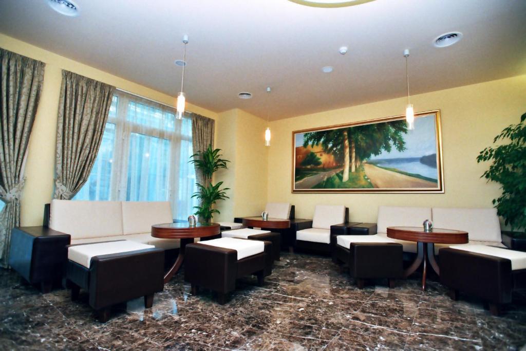 Hotel Savus สลาวอนสกีบรอด ภายนอก รูปภาพ